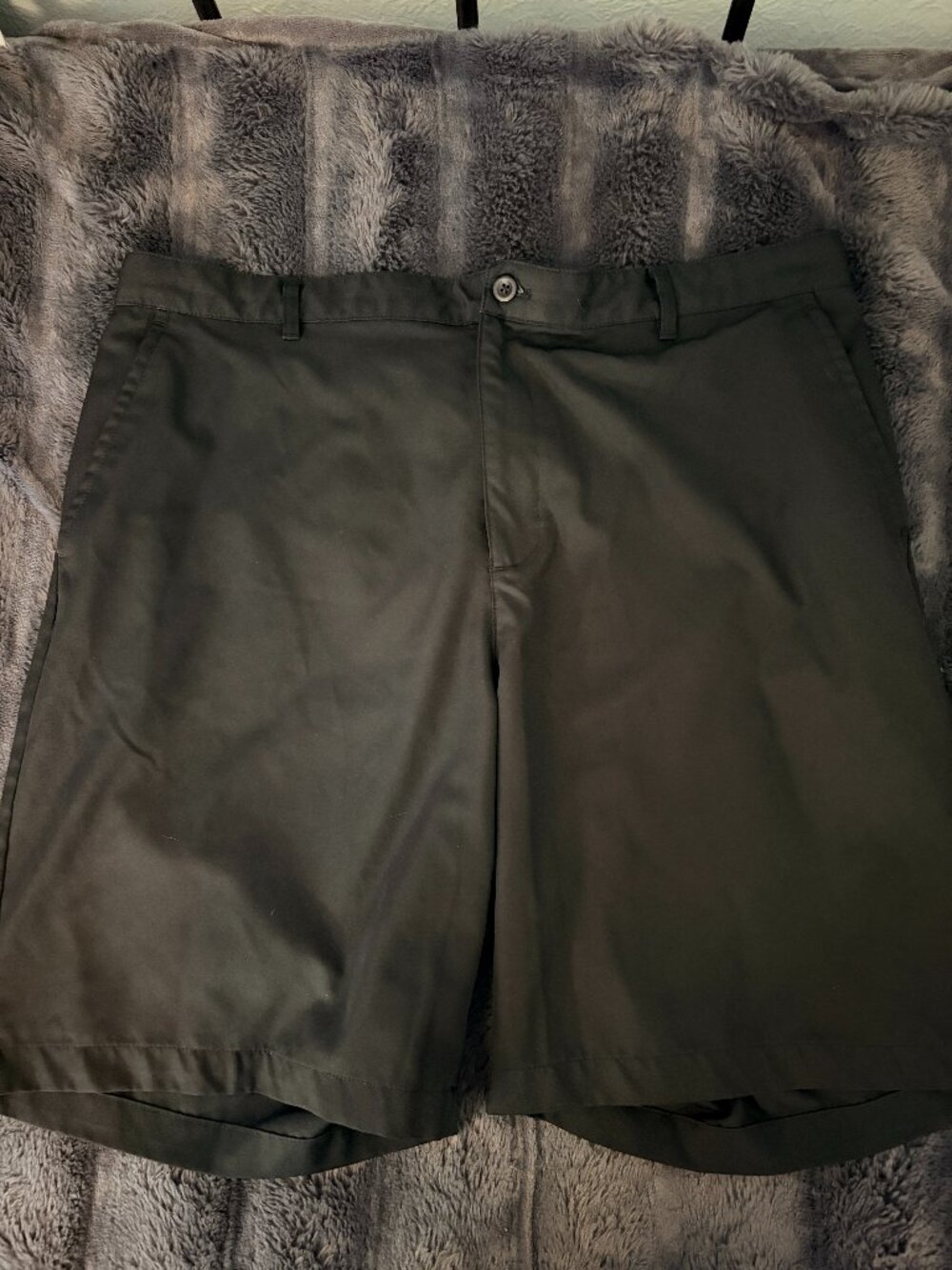IZOD Golf Black Shorts 42 Classic Smart Casual Holiday Golfcore Preppy Vacation